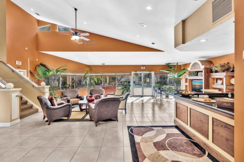 Condo in Tamarac, Florida, 1 bedroom  № 2086596 - photo 21