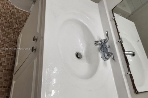 Appartement à louer à Miami, Floride: 2 chambres, 85.47 m2 № 2004401 - photo 8