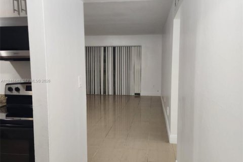 Appartement à louer à Miami, Floride: 2 chambres, 85.47 m2 № 2004401 - photo 16