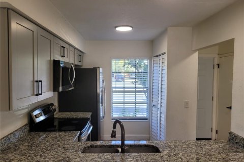 Adosado en alquiler en Apopka, Florida, 2 dormitorios, 97.73 m2 № 2148680 - foto 13