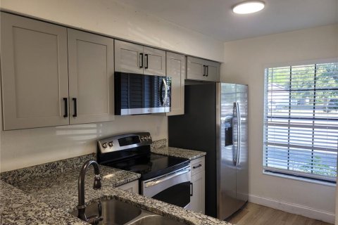 Adosado en alquiler en Apopka, Florida, 2 dormitorios, 97.73 m2 № 2148680 - foto 14