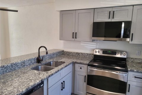 Adosado en alquiler en Apopka, Florida, 2 dormitorios, 97.73 m2 № 2148680 - foto 16