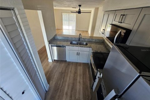 Adosado en alquiler en Apopka, Florida, 2 dormitorios, 97.73 m2 № 2148680 - foto 17