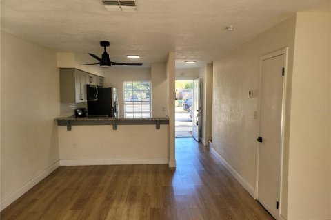 Adosado en alquiler en Apopka, Florida, 2 dormitorios, 97.73 m2 № 2148680 - foto 10