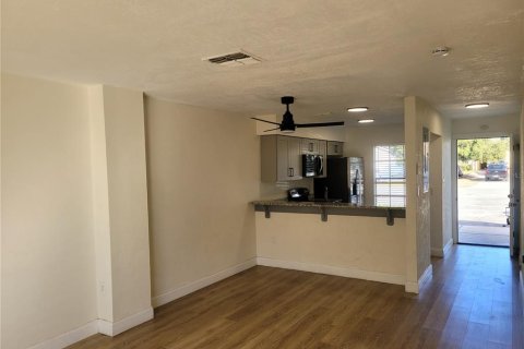 Adosado en alquiler en Apopka, Florida, 2 dormitorios, 97.73 m2 № 2148680 - foto 11