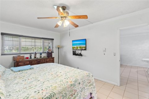 Condo in Hollywood, Florida, 1 bedroom  № 1775325 - photo 15