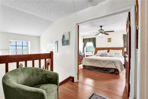 Villa ou maison à vendre à Miami, Floride: 3 chambres, 206.52 m2 № 1992018 - photo 20