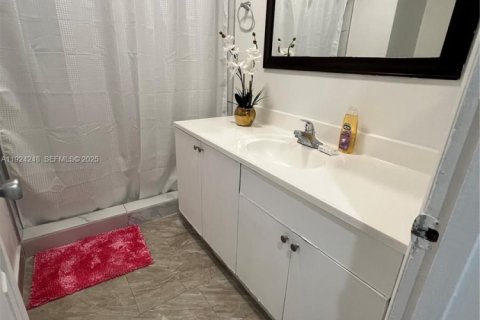 Casa en venta en Miami, Florida, 2 dormitorios, 124.12 m2 № 1984387 - foto 10