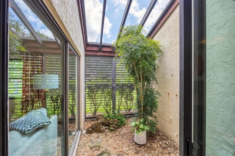 Villa ou maison à vendre à Sarasota, Floride: 2 chambres, 153.66 m2 № 1743462 - photo 25