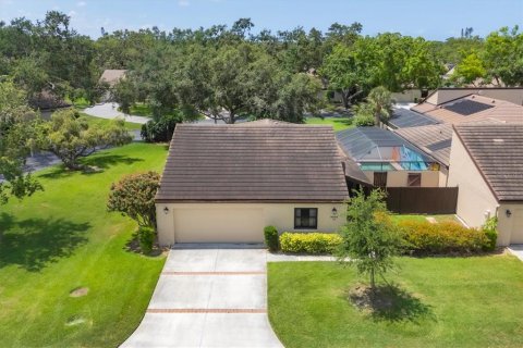 Villa ou maison à vendre à Sarasota, Floride: 2 chambres, 153.66 m2 № 1743462 - photo 17