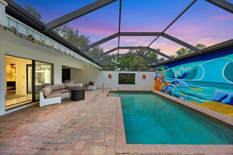 Villa ou maison à vendre à Sarasota, Floride: 2 chambres, 153.66 m2 № 1743462 - photo 16