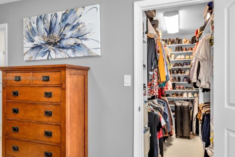 Купить виллу или дом в Майами, Флорида 4 спальни, 189.99м2, № 1995982 - фото 20