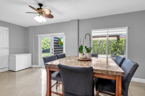 Купить виллу или дом в Майами, Флорида 4 спальни, 189.99м2, № 1995982 - фото 17