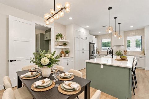 Villa ou maison à vendre à Tampa, Floride: 4 chambres, 290.32 m2 № 2405090 - photo 20