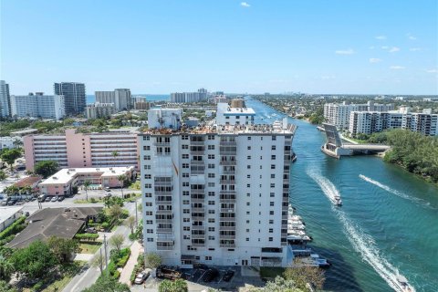 Copropriété à vendre à Pompano Beach, Floride: 2 chambres, 99.31 m2 № 2185213 - photo 22