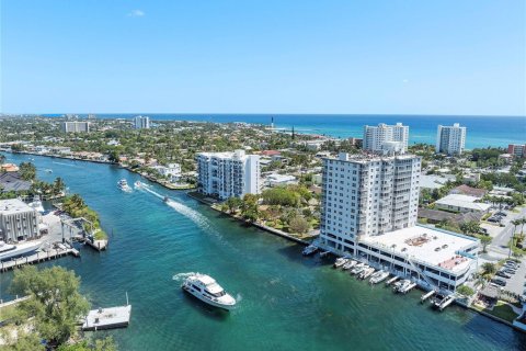 Copropriété à vendre à Pompano Beach, Floride: 2 chambres, 99.31 m2 № 2185213 - photo 27