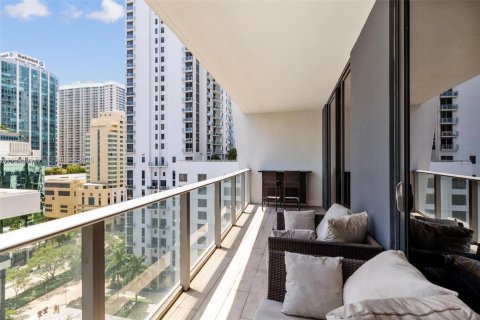 Condo in Miami, Florida, 2 bedrooms № 2009034 - photo 15