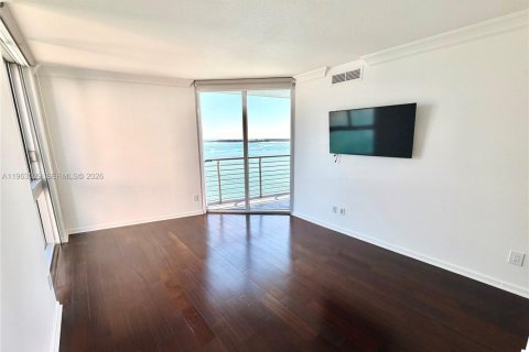 Снять в аренду кондоминиум в Майами, Флорида 3 спальни, 131.55м2, № 2028038 - фото 7