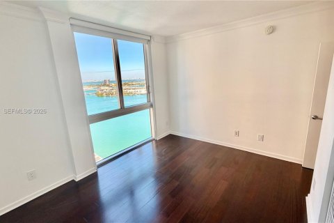 Снять в аренду кондоминиум в Майами, Флорида 3 спальни, 131.55м2, № 2028038 - фото 22