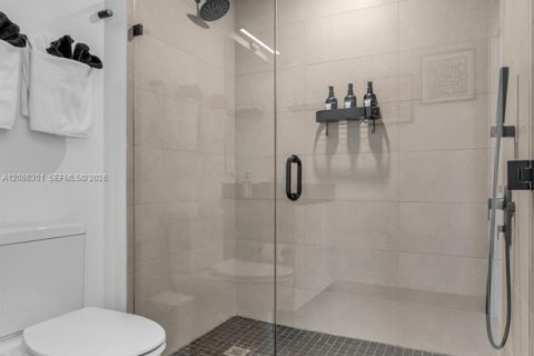 Купить кондоминиум в Майами, Флорида 2 спальни, 64.66м2, № 2359517 - фото 10
