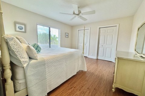 House in Lakewood Ranch, Florida 6 bedrooms, 389.54 sq.m. № 2233757 - photo 27