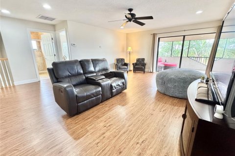 House in Lakewood Ranch, Florida 6 bedrooms, 389.54 sq.m. № 2233757 - photo 24