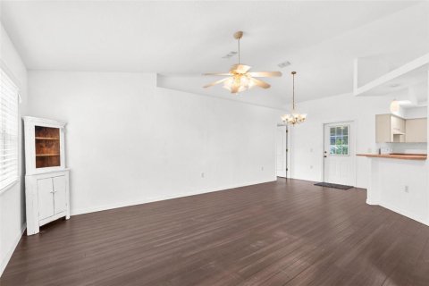 Casa en venta en Spring Hill, Florida, 3 dormitorios, 128.58 m2 № 1800389 - foto 6