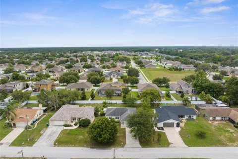 Casa en venta en Spring Hill, Florida, 3 dormitorios, 128.58 m2 № 1800389 - foto 2