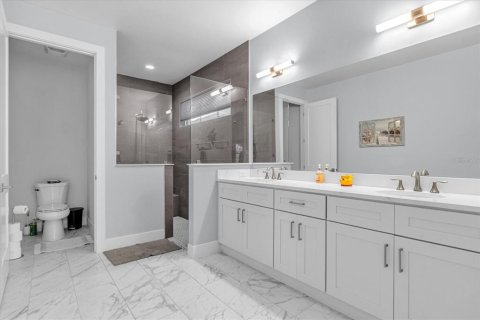 Casa en venta en Four Corners, Florida, 5 dormitorios, 306.67 m2 № 1793422 - foto 14