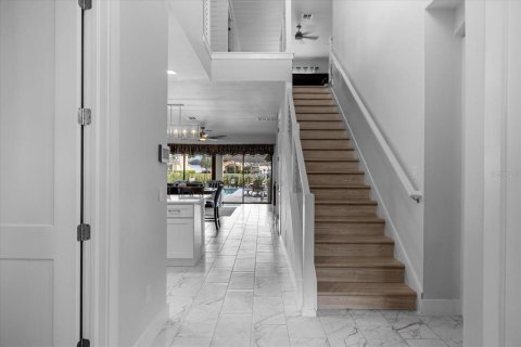 Casa en venta en Four Corners, Florida, 5 dormitorios, 306.67 m2 № 1793422 - foto 15