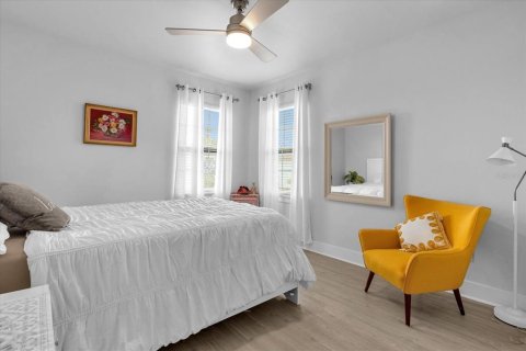 Casa en venta en Four Corners, Florida, 5 dormitorios, 306.67 m2 № 1793422 - foto 24