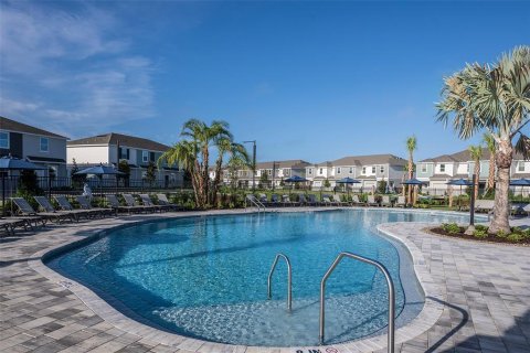 Condo in Mount Dora, Florida, 2 bedrooms  № 2380790 - photo 17