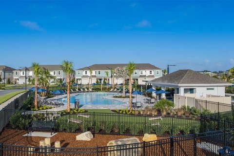 Condo in Mount Dora, Florida, 2 bedrooms  № 2380790 - photo 14