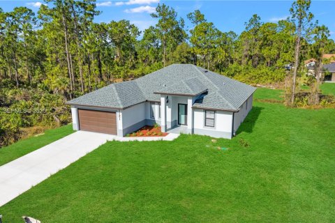 Casa en Lehigh Acres, Florida 4 dormitorios № 2037701