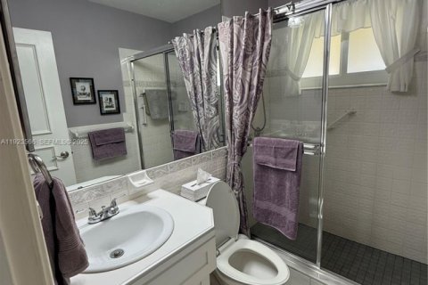 Casa en venta en Tamarac, Florida, 2 dormitorios, 74.88 m2 № 1982295 - foto 23