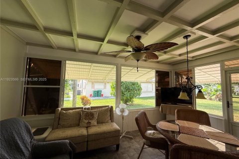 Casa en venta en Tamarac, Florida, 2 dormitorios, 74.88 m2 № 1982295 - foto 27