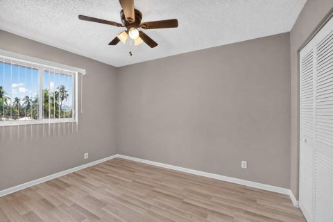 Adosado en alquiler en Boca Raton, Florida, 3 dormitorios, 129.51 m2 № 2244838 - foto 24