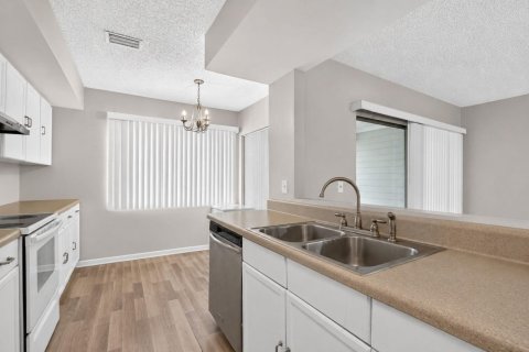 Adosado en alquiler en Boca Raton, Florida, 3 dormitorios, 129.51 m2 № 2244838 - foto 14