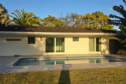 Villa ou maison à louer à Miami Lakes, Floride: 4 chambres, 144.28 m2 № 1973360 - photo 25