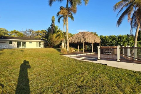 Villa ou maison à louer à Miami Lakes, Floride: 4 chambres, 144.28 m2 № 1973360 - photo 24