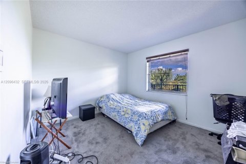Copropriété à vendre à Lauderdale Lakes, Floride: 2 chambres, 93.09 m2 № 2393376 - photo 14