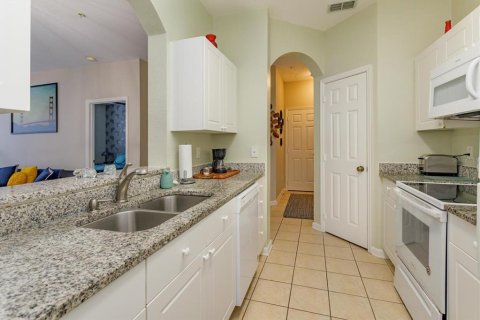 Condominio en venta en Kissimmee, Florida, 2 dormitorios, 94.95 m2 № 2115416 - foto 3