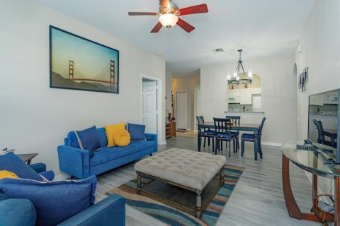 Condominio en venta en Kissimmee, Florida, 2 dormitorios, 94.95 m2 № 2115416 - foto 9