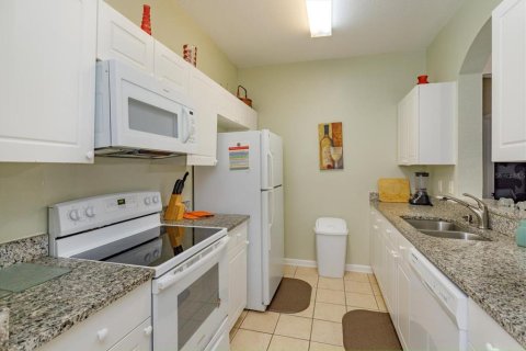 Condominio en venta en Kissimmee, Florida, 2 dormitorios, 94.95 m2 № 2115416 - foto 2