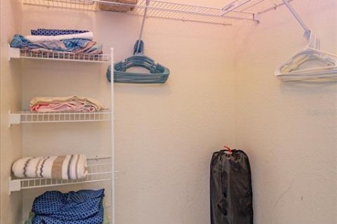 Condominio en venta en Kissimmee, Florida, 2 dormitorios, 94.95 m2 № 2115416 - foto 13