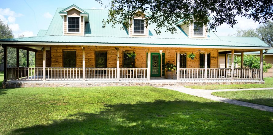 House in Middleburg, Florida 3 bedrooms, 228.73 sq.m. № 772837