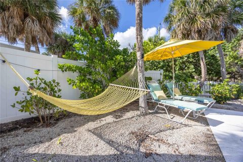 Hôtel, hôtellerie à vendre à Englewood, Floride: 294.87 m2 № 2424165 - photo 9