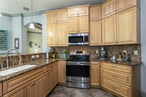 House in Palm Coast, Florida 4 bedrooms, 257.53 sq.m. № 1750474 - photo 15