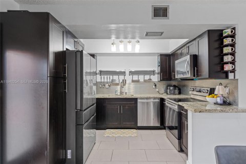 Villa ou maison à vendre à Homestead, Floride: 3 chambres, 103.12 m2 № 1997610 - photo 16