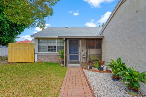 Villa ou maison à vendre à Homestead, Floride: 3 chambres, 103.12 m2 № 1997610 - photo 5